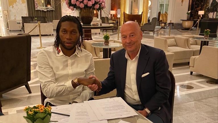 Belgique : A 34 ans, Mbokani prolonge son contrat avec Antwerp