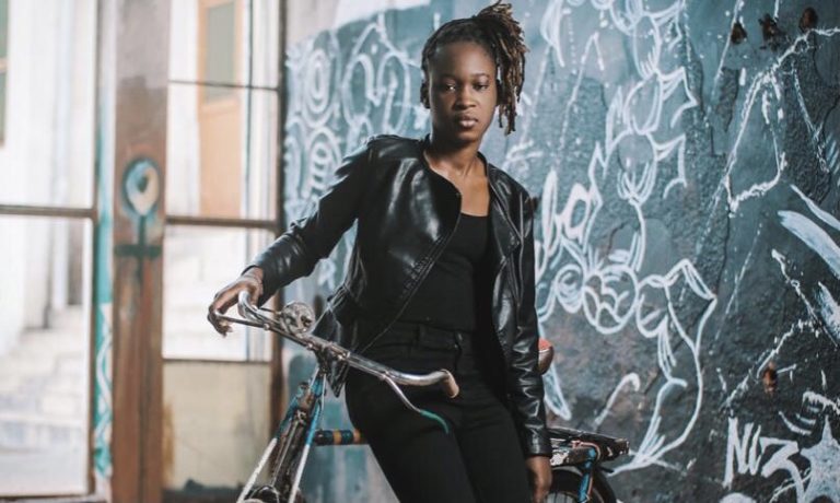 « Praefatio » de Céline Banza se classe dans le Top Monde sur iTunes France