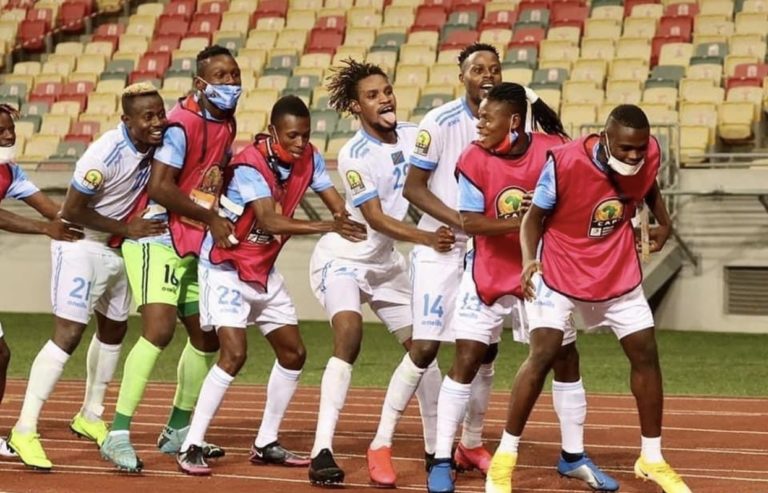 SELEKELE : la danse des léopards !