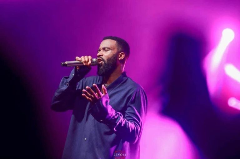 Fally Ipupa remplit la salle Canal Olympia de Douala, pour son premier concert de l’année 2021 au Cameroun