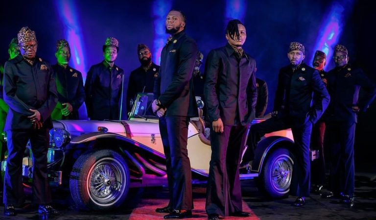 Le groupe MPR immortalise  King Kester Emeneya dans “Malembe”