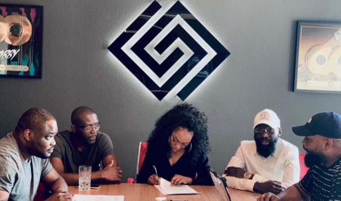 50E6E796-116A-4D46-A8A6-67188C4C8C95