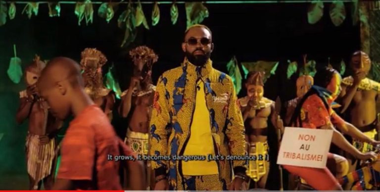 Decrouvez le clip « 450= 1 [Bomoko] de Yekima