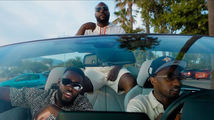 Venant se lance officiellement dans la musique avec “Kel Bail” en compagnie de Keblack et DopeBwoy