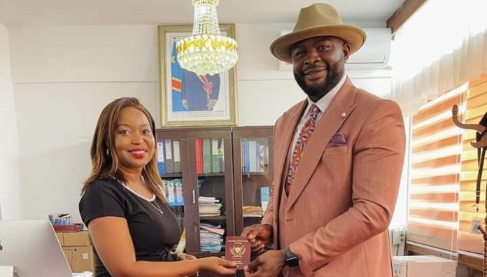 DB7BB2DD-8417-450C-A4BB-C8700E083409