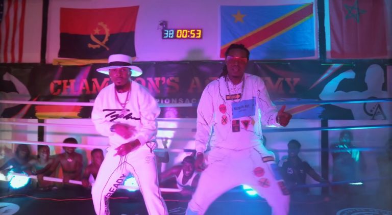 Mr Nzila et Robinio Mundibu cassent la cadence dans « To bambana » [VIDÉOCLIP]