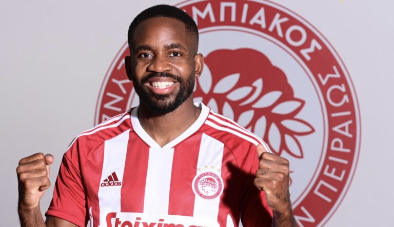 Football : « C&rsquo;est un transfert qui s&rsquo;est fait un petit peu à la va-vite », Bakambu évoque sa signature à l&rsquo;Olympiakos Le Pirée