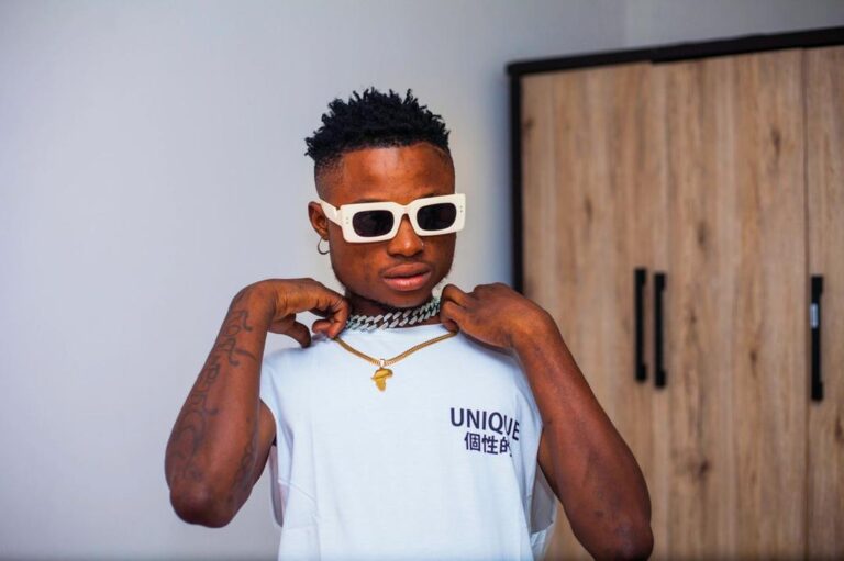 Big Cash incarne la peau d’un loverman dans « Baby » [ Clip Vidéo ]