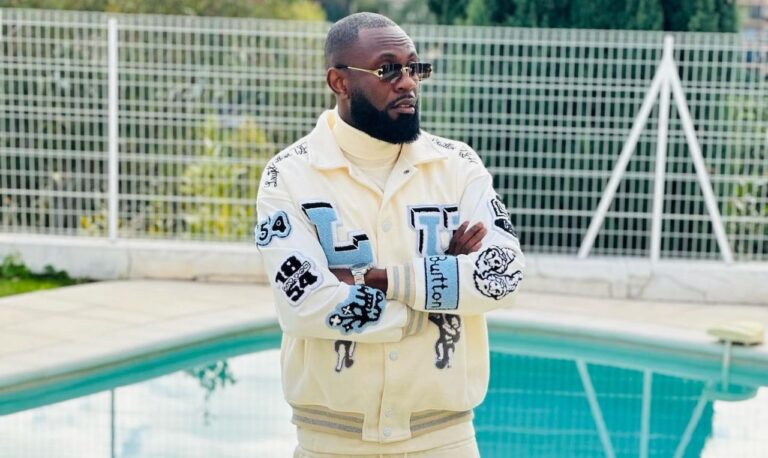 « Pays de merveilles », ce titre où Fabregas Le Métis Noir apporte de la fraîcheur à la rumba congolaise [VIDÉO]