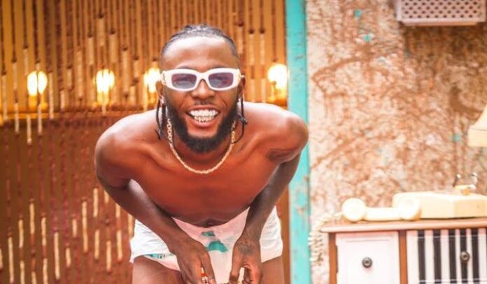 5804DC6A-3076-466B-BFBF-79678A76E072