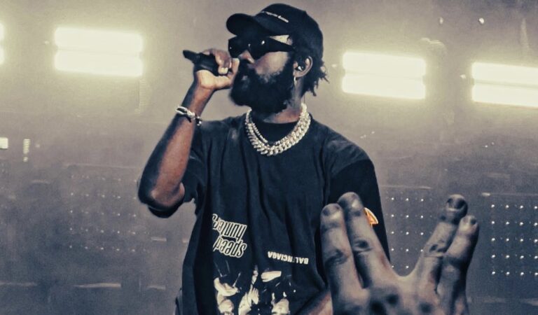 Damso décide de consacrer son année 2023 aux actions humanitaires