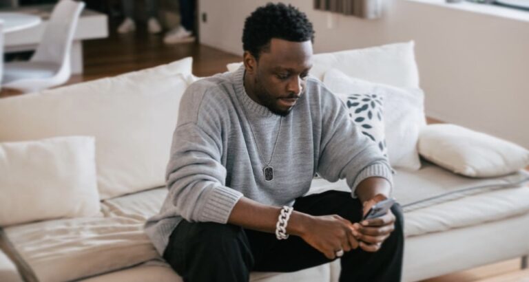 Dadju enchaîne avec le 2e épisode de son court-métrage « Gelée Royale Part. 2 » [VIDÉO]