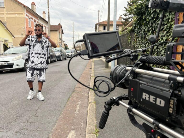 Album « Détermination » de But Na Filet : l&rsquo;artiste a clippé l&rsquo;un des titres du projet