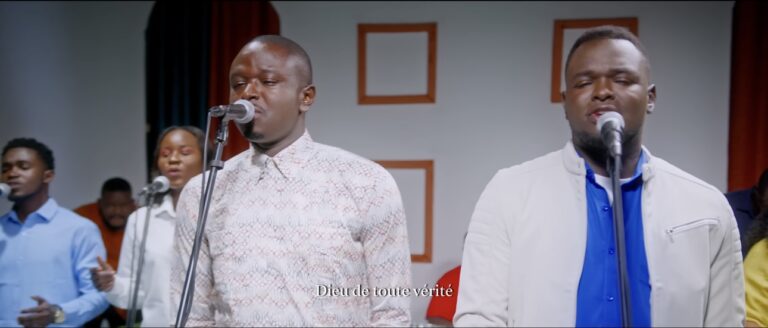 Lord Lombo & Gamaliel Lombo célèbrent Dieu pour sa fidélité dans le titre « Oko banda na nga te » (VIDÉO CLIP)