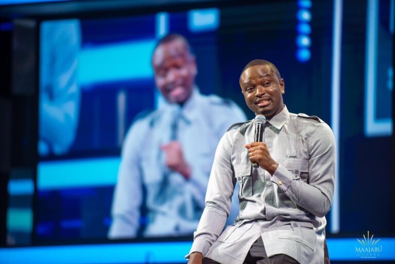 Album « C.H.A » : Lord Lombo a livré une conférence de presse pour décortiquer le projet