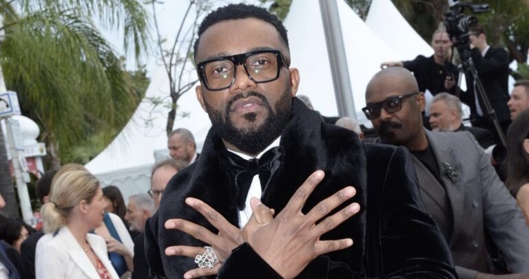 Festival de Cannes 2023 : Les photos de Fally Ipupa sur le tapis rouge, vendues à plus de 500$