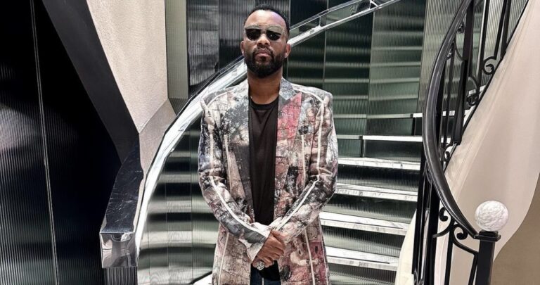 Fally Ipupa : plus d&rsquo;1 million de vues pour l&rsquo;audio de son titre « Mal Accompagné »