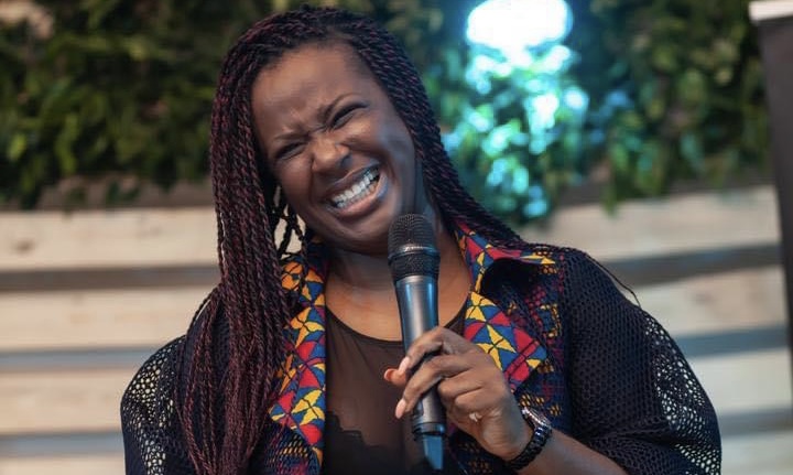 Charlotte Dipanda annonce la sortie de son single « On s’en fout » en réponse aux critiques