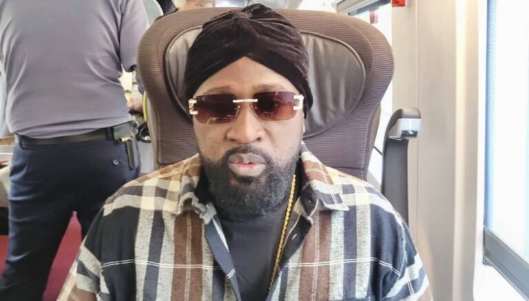 Werrason sur son double au stade des Martyrs : « C&rsquo;est rien…c&rsquo;est pour mes fans »