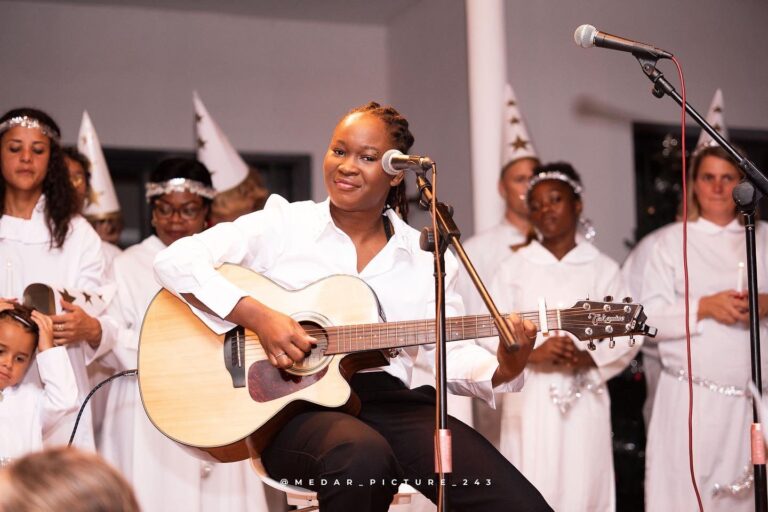 Céline Banza : Un retour au studio après une trêve