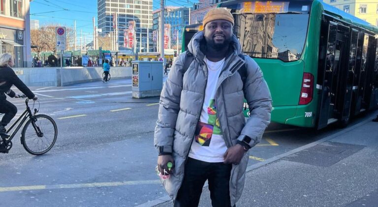 Fiston Mbuyi dévoile le clip du titre « SITUATION » ce dimanche 03 mars à 12 h 30&prime; !