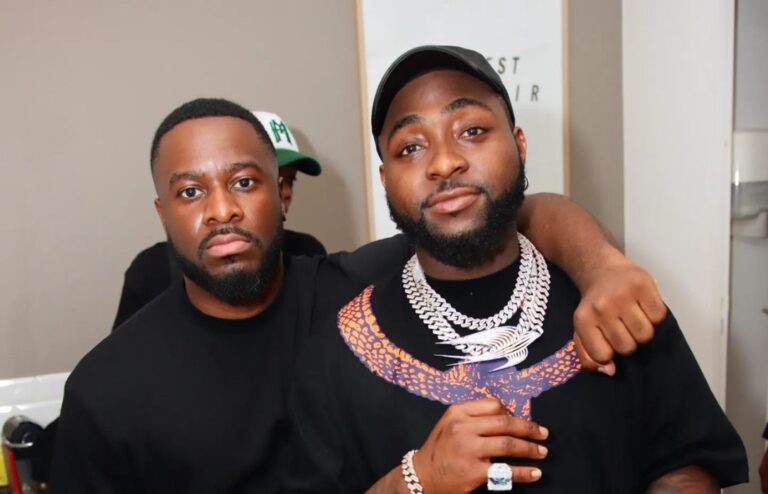 Charles Tabu : Une de ses photos avec Davido lui a ramené un paquet des marchés [RÉVÉLATION]