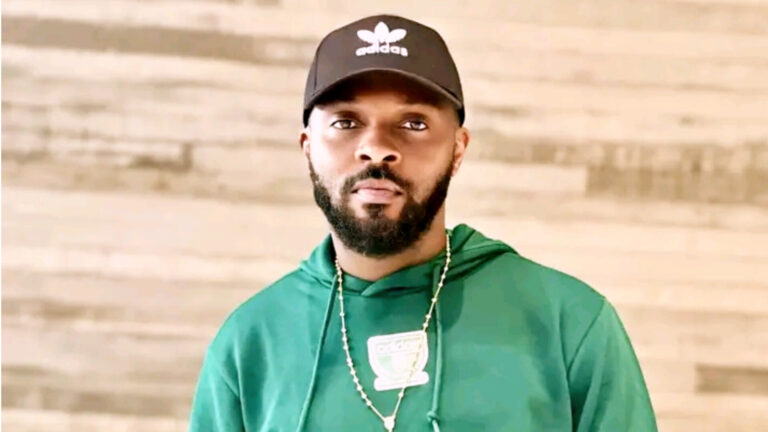 Héritier Wata dévoile le clip « Novelas » ce vendredi 09 août !