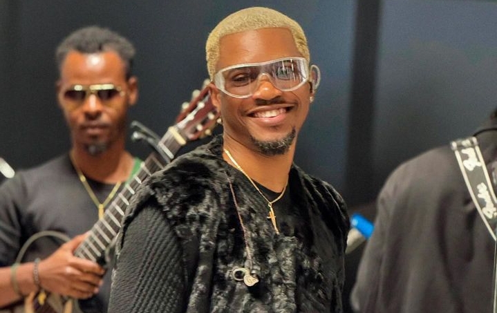 Zikomo Africa Awards 2024 : Gaz Mawete s&rsquo;offre le prix de la “meilleure performance de l&rsquo;année”