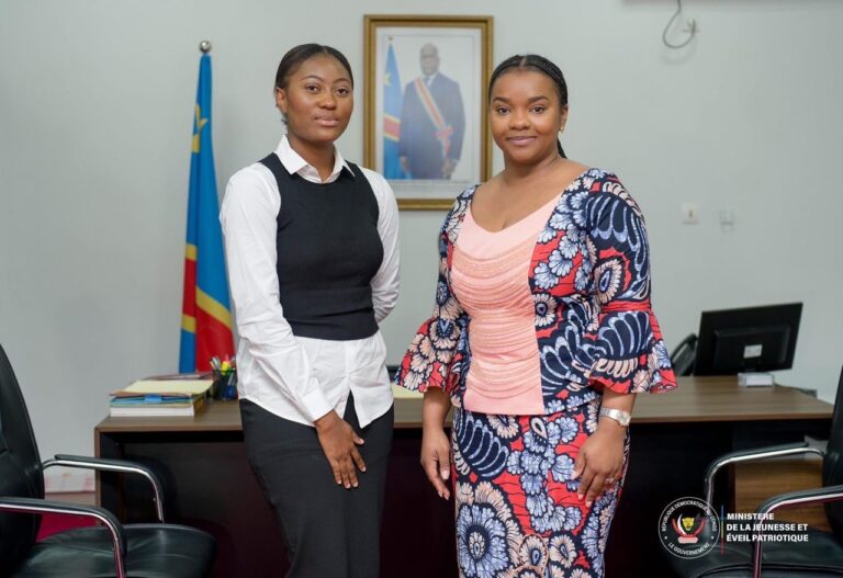 Noëlla Ayeganagato reçoit Faveur Mukoko pour un échange autour de son concert du 10 août