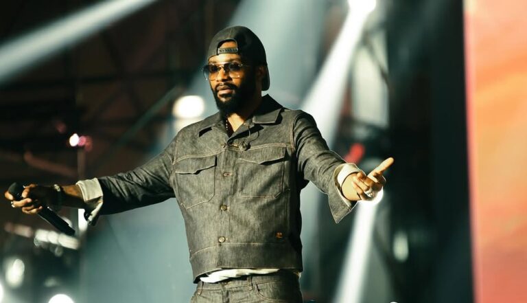 Fally Ipupa pourrait célébrer ses 20 ans de carrière au Stade de France !
