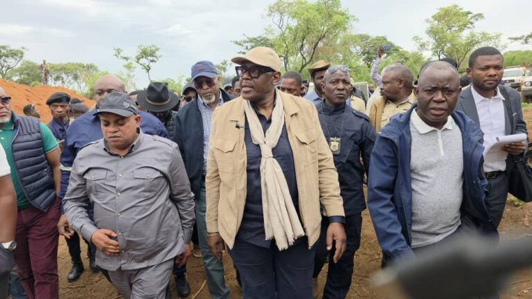 Drame de Mulondo : Louis Watum sur le terrain et annonce 64 ZEAS pour réorganiser l’exploitation artisanale