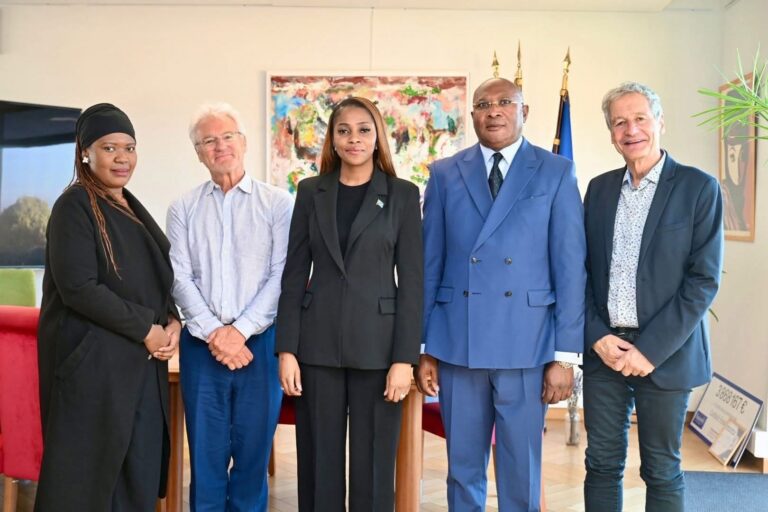 Grâce Émie Kutino n’a jamais été élue municipale en France : son père, Kutino Fernando, pris en flagrant mensonge