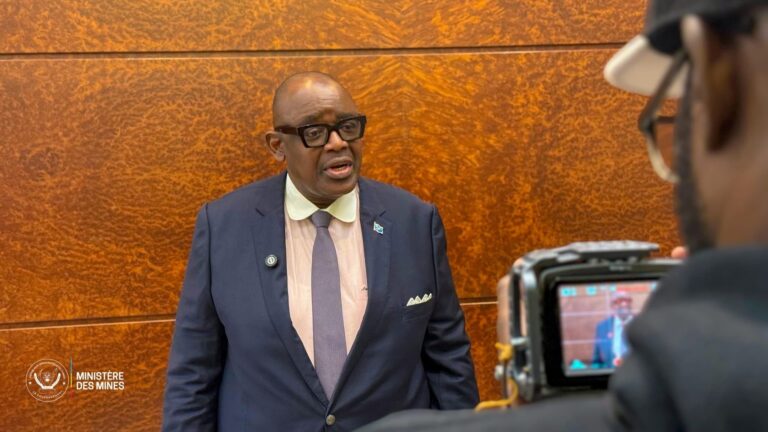 RDC – Incident aérien à Kolwezi : le Ministre des Mines Louis Watum Kabamba sain et sauf