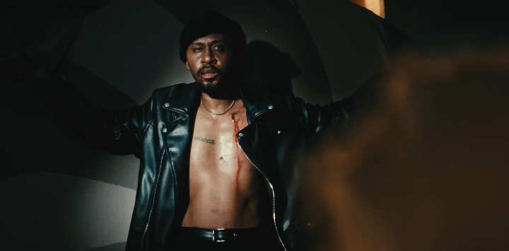 Sentri raconte l’amour toxique dans « Sujet » [VIDÉOCLIP]