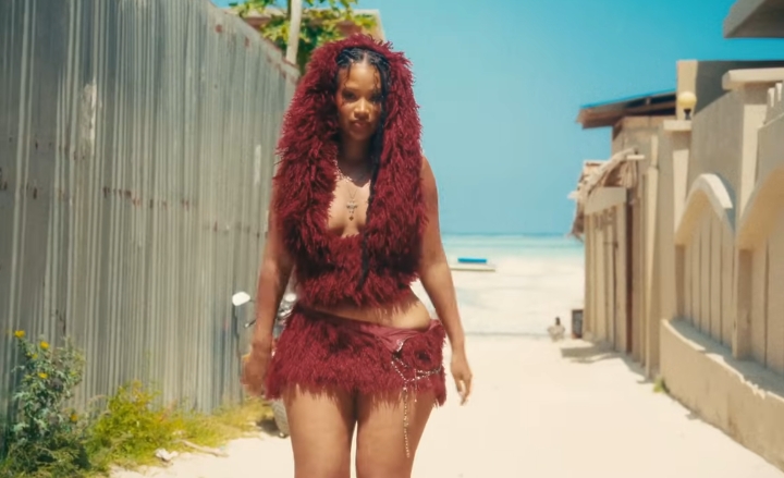 Mélissa Yansané enchaîne avec « Simba Te » [VIDÉOCLIP]