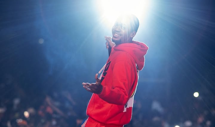 À Lemba, Gaz Mawete stoppe son show pour défendre une fan