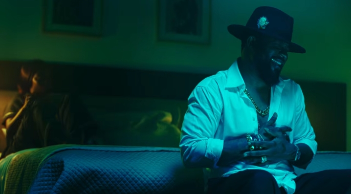Fally Ipupa dévoile le clip choyant de la chanson « Sans limite » [VIDÉO]