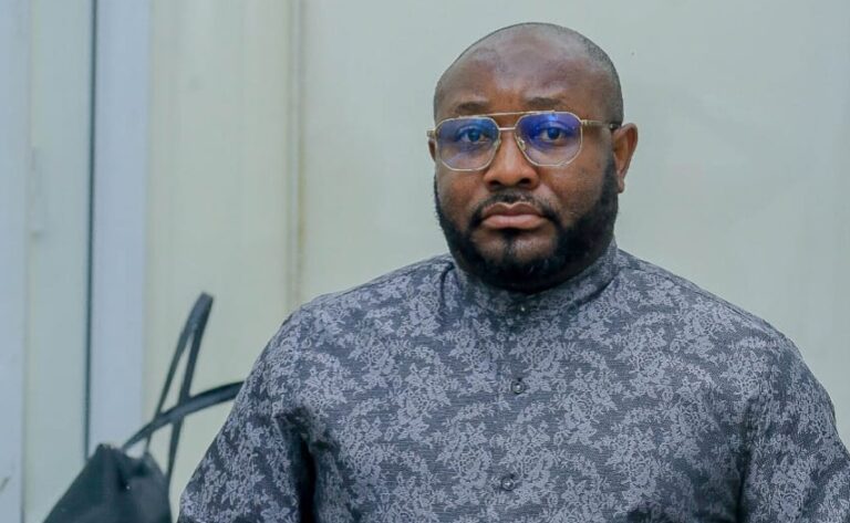 Seke-Banza : Alain Stallone Mavungu relaie les priorités locales dans son rapport parlementaire