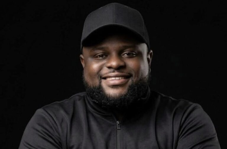 Assassinat de Vally Amisi : le principal suspect toujours en fuite, le gouvernement ouvre une enquête