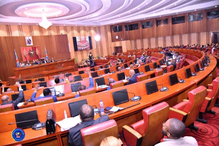 Sénat : une plénière décisive ce 29 avril sur l’état de siège et l’enseignement supérieur