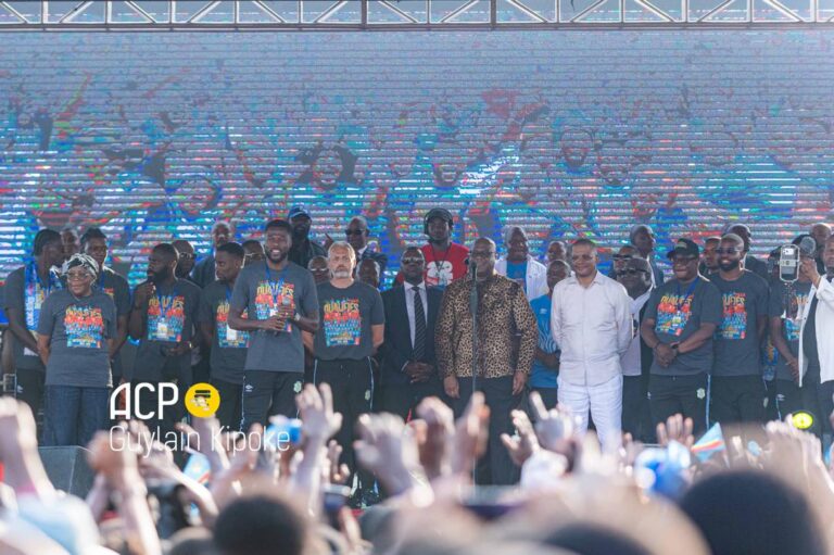 Football : Véhicules, maisons,…Tshisekedi récompense les Léopards et vise la régularité