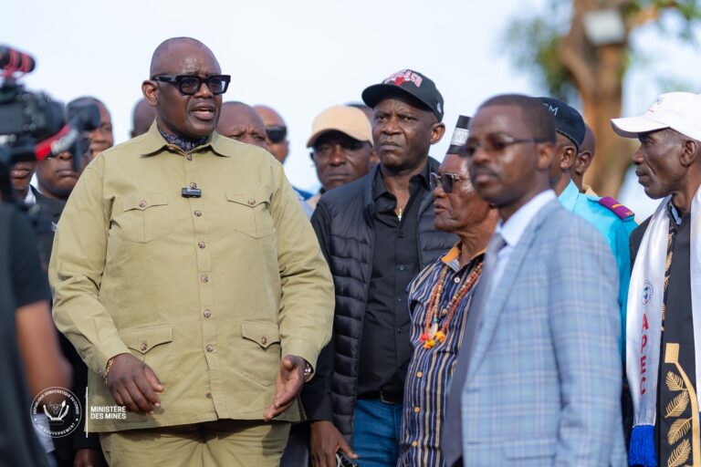 Ituri : le gouvernement frappe fort contre l’exploitation illégale de l’or à Mahagi