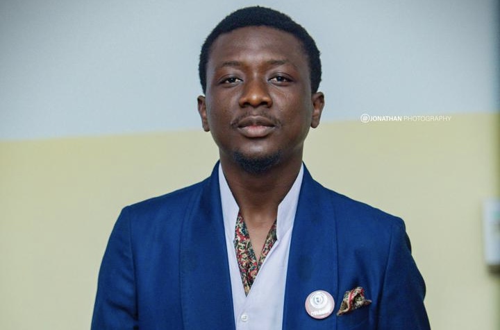 Nathan Kabuya, portrait d’un étudiant engagé en Sciences de la communication à l’UNIKIN