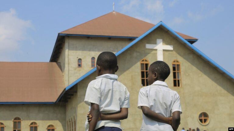 RDC : le gouvernement recense plus de 19 000 associations confessionnelles reconnues
