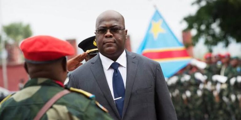 Tshisekedi reconnaît des erreurs et s’excuse sur la gestion de l’armée