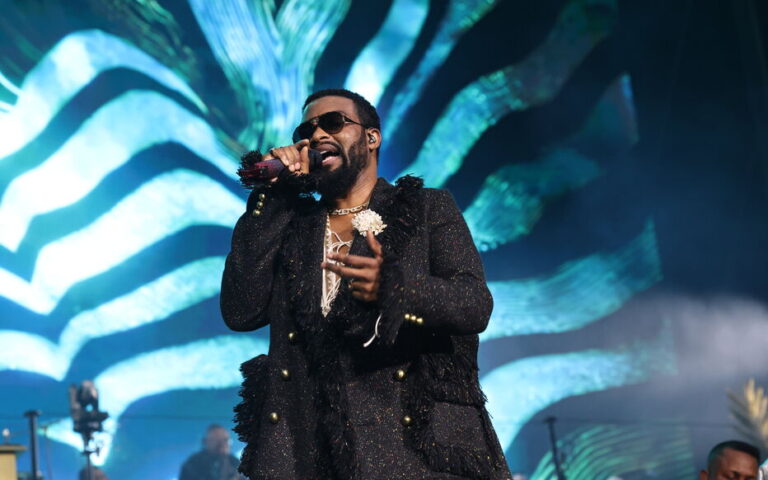 Fally Ipupa transforme le Stade de France en vitrine du génie congolais