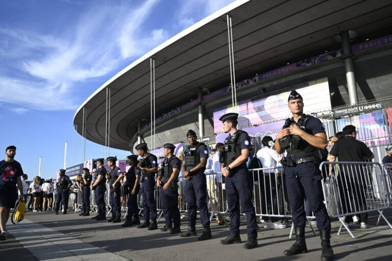 Stade de France : Fally Ipupa entre ferveur populaire et haute vigilance