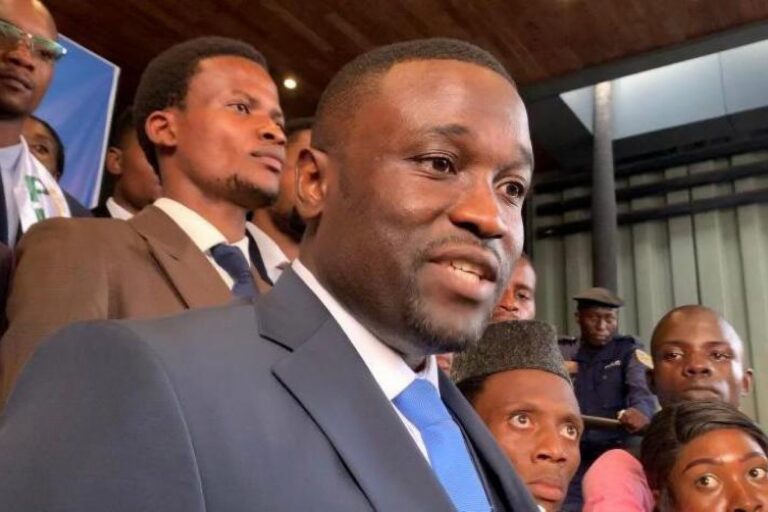 Présidentielle 2028 : Seth Kikuni fustige les propos de Félix Tshisekedi