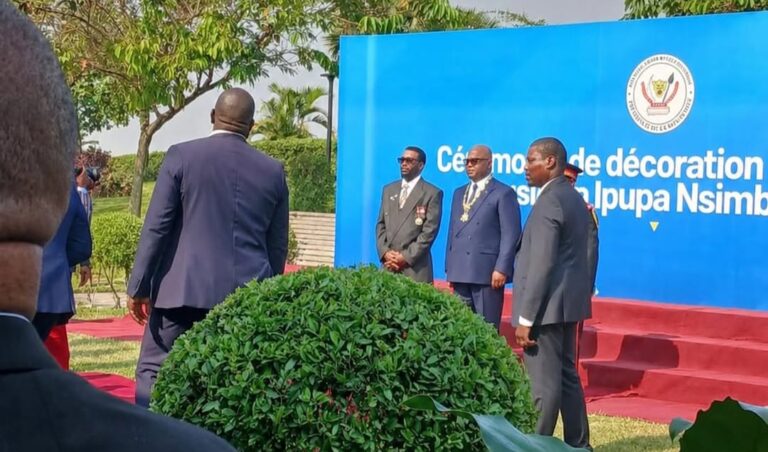 Fally Ipupa honoré par la République pour son apport à la culture