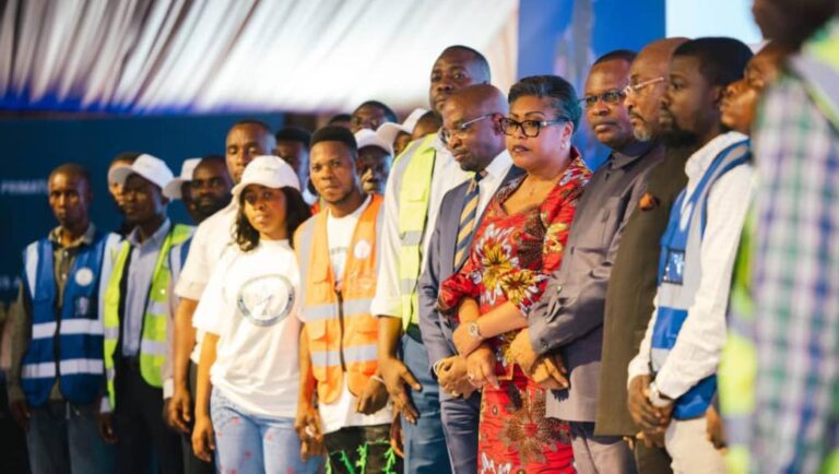 Emploi des jeunes : le gouvernement mobilise 1,3 milliard USD pour le programme “Debout jeunes congolais”